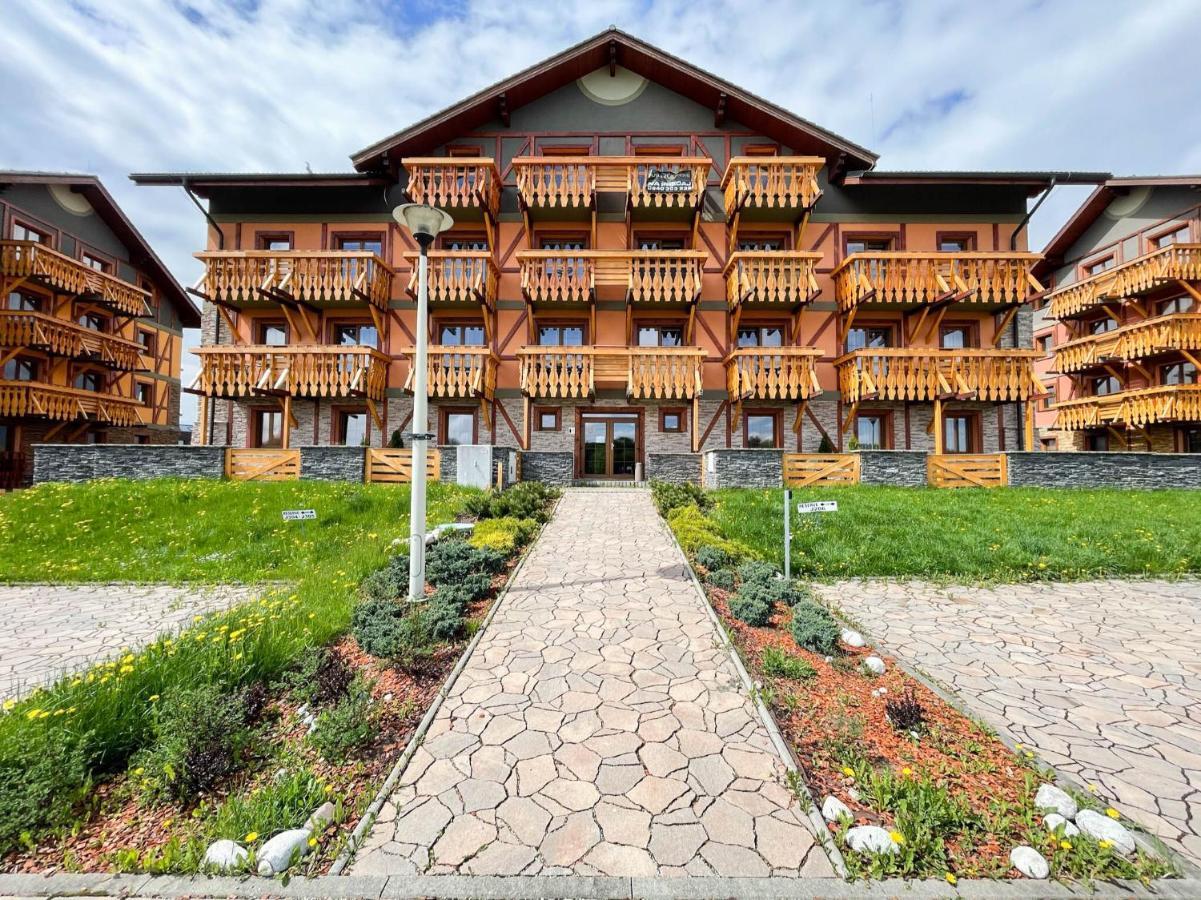 Apartment With Terrace & Amazing View Велика Ломниця Екстер'єр фото